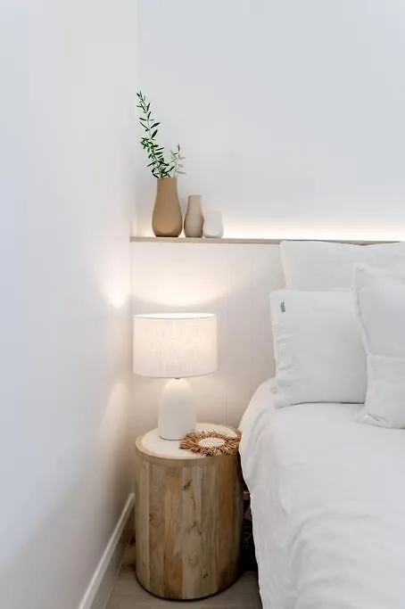 Coastal Luxe Suite With Pool ~ Walk To Noosa River Noosaville Apartment